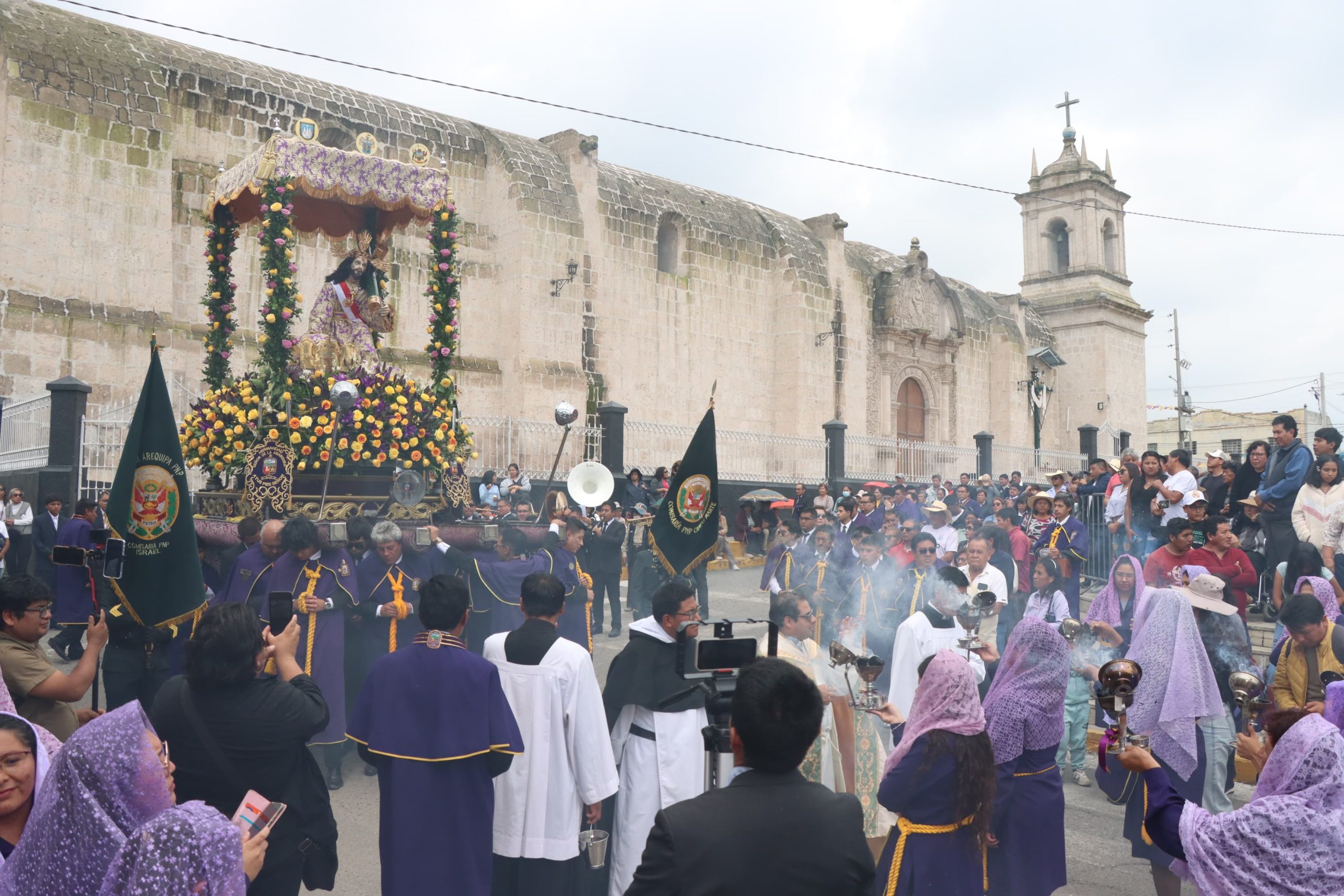 SEÑOR DE LA AMARGURA REALIZÓ SU PRIMERA PROCESIÓN